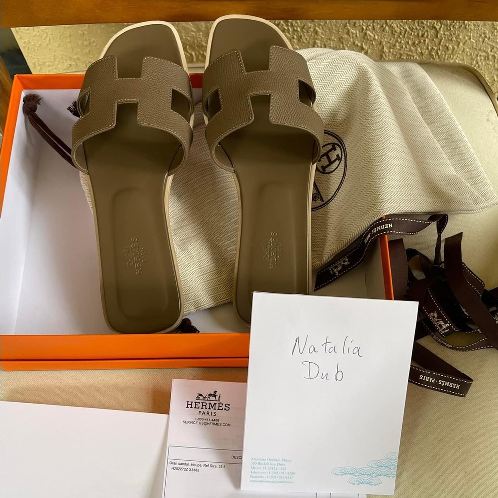 Selling Hermes Oran sandals in etoupe color Epsom leather size 38.5